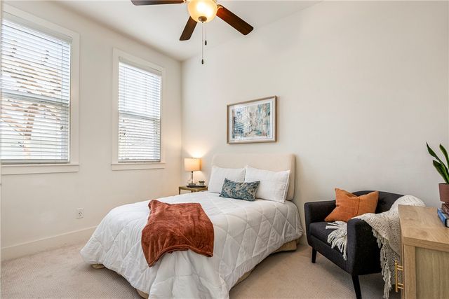 634 SW B Street, Bentonville, AR 72712