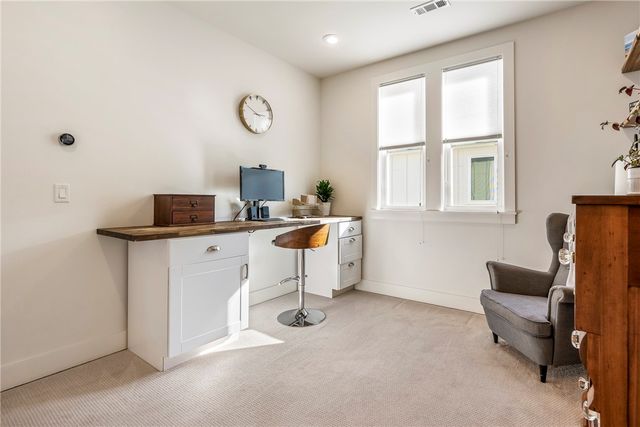 634 SW B Street, Bentonville, AR 72712