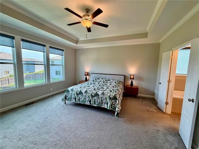 6708 NW 105th Street, Kansas City, MO 64154