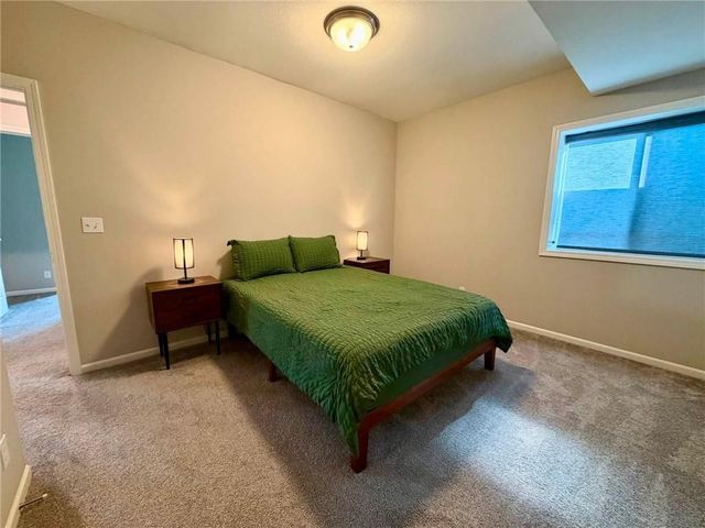 6708 NW 105th Street, Kansas City, MO 64154