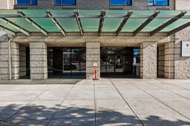 1 Carriage City Plz 1707, Rahway City, NJ 07065