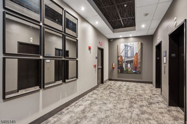 1 Carriage City Plz 1707, Rahway City, NJ 07065