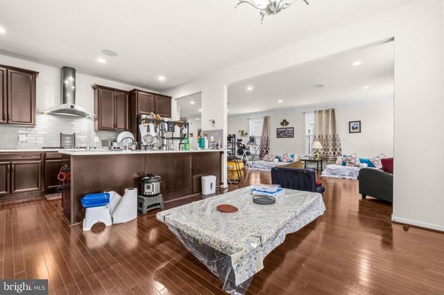 42029 SPRUCE POINT CT, Brambleton, VA 20148