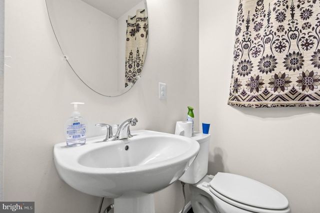 42029 SPRUCE POINT CT, Brambleton, VA 20148