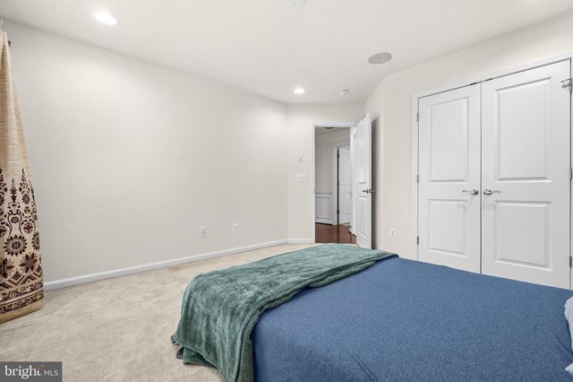 42029 SPRUCE POINT CT, Brambleton, VA 20148