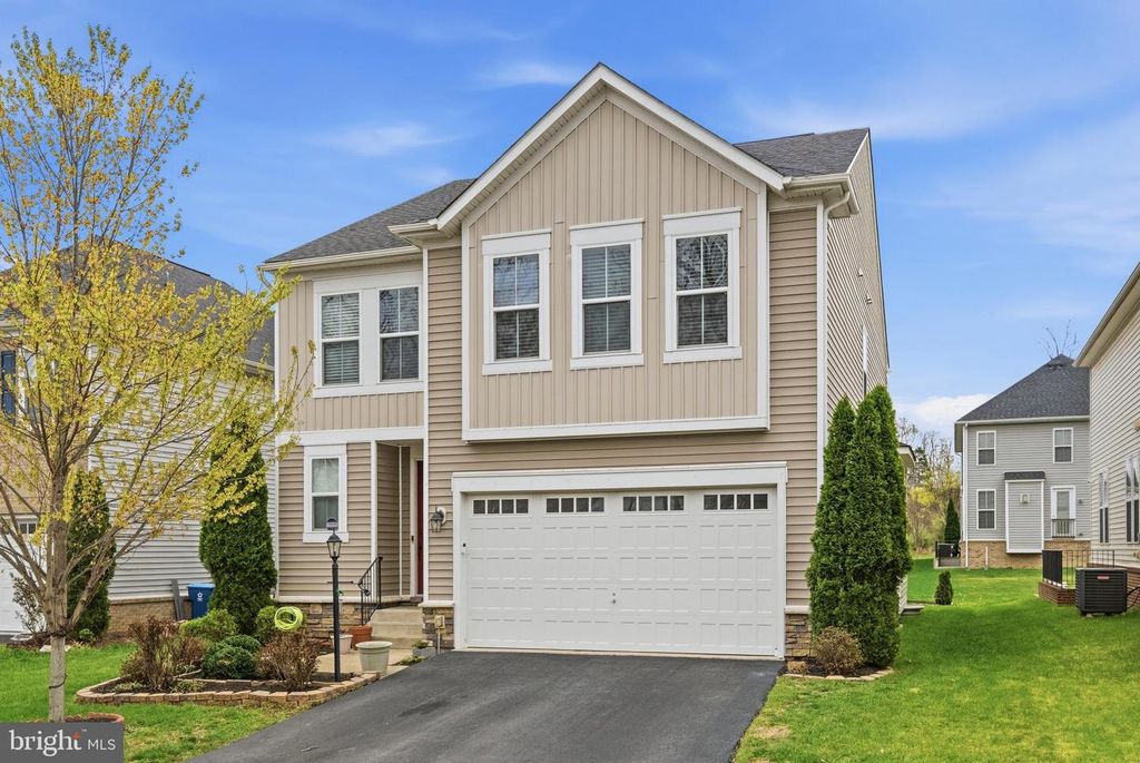 42029 SPRUCE POINT CT, Brambleton, VA 20148