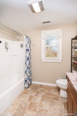 236 Avery Hill Road, Ledyard, CT 06339