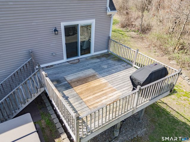 236 Avery Hill Road, Ledyard, CT 06339