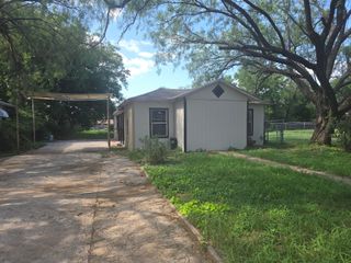 19 W Avenue O, San Angelo, TX 76903
