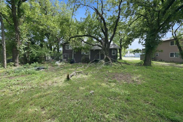 3140 W Maple, Wichita, KS 67203