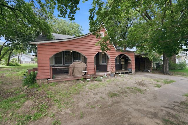 3140 W Maple, Wichita, KS 67203