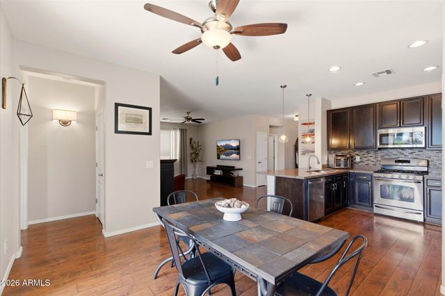 1737 W SEAGULL Court, Chandler, AZ 85286