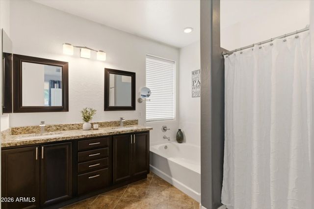 1737 W SEAGULL Court, Chandler, AZ 85286