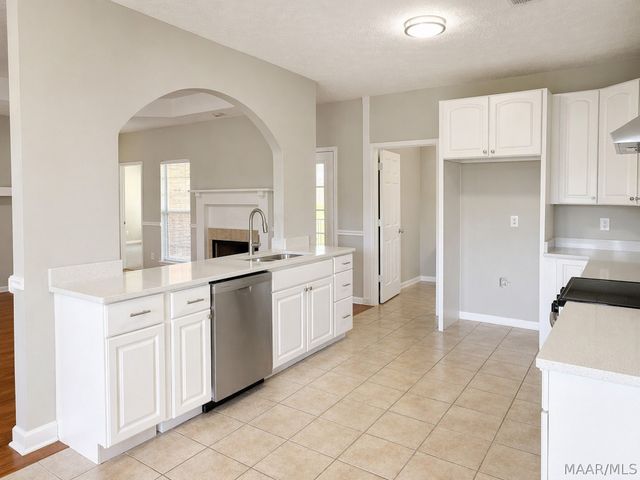 1354 Indian Hills Road, Prattville, AL 36067