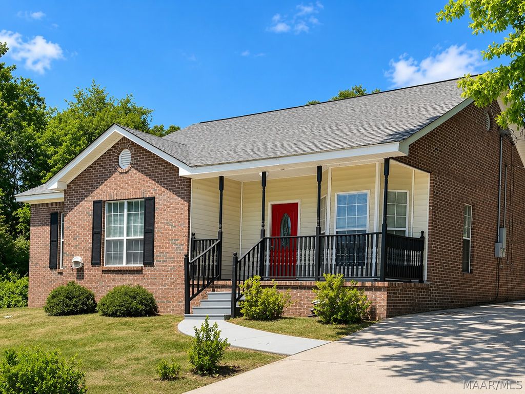 1354 Indian Hills Road, Prattville, AL 36067