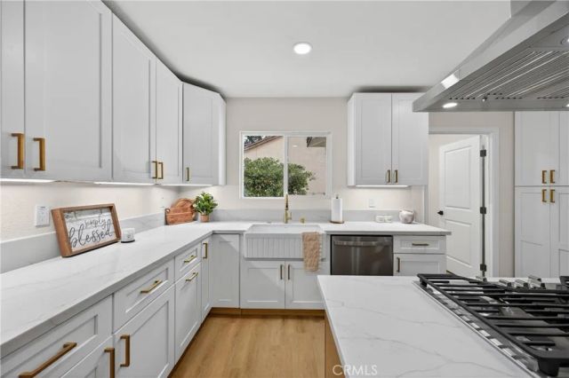 7938 Chantry Avenue, Fontana, CA 92336