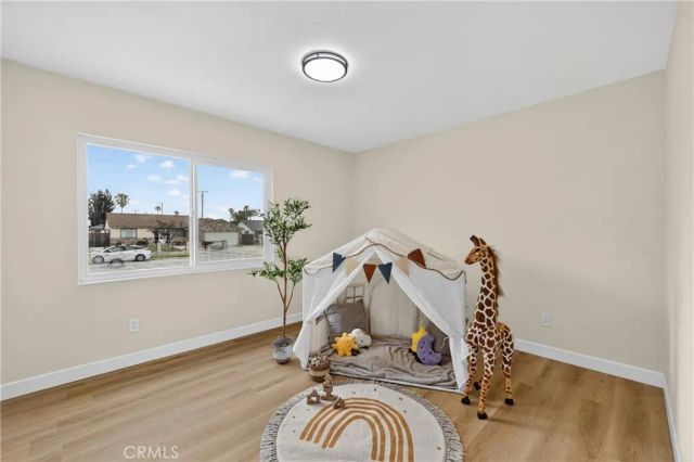 7938 Chantry Avenue, Fontana, CA 92336