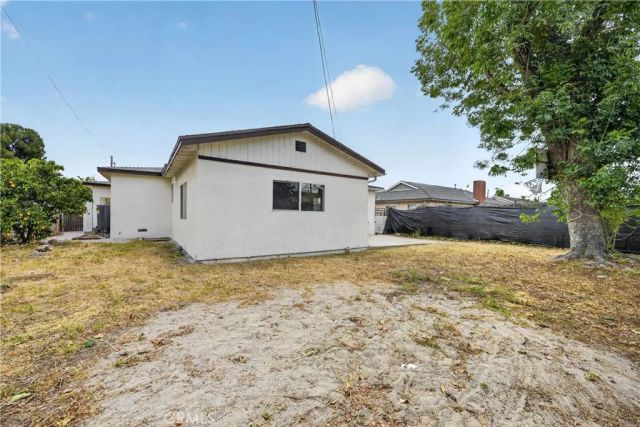 7938 Chantry Avenue, Fontana, CA 92336