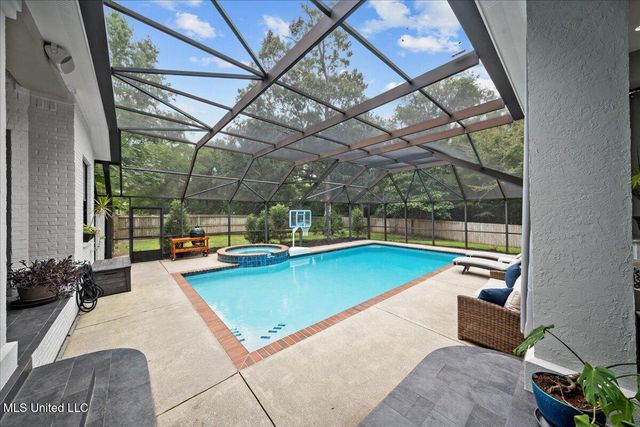 2401 Olde Oak Pointe, Ocean Springs, MS 39564