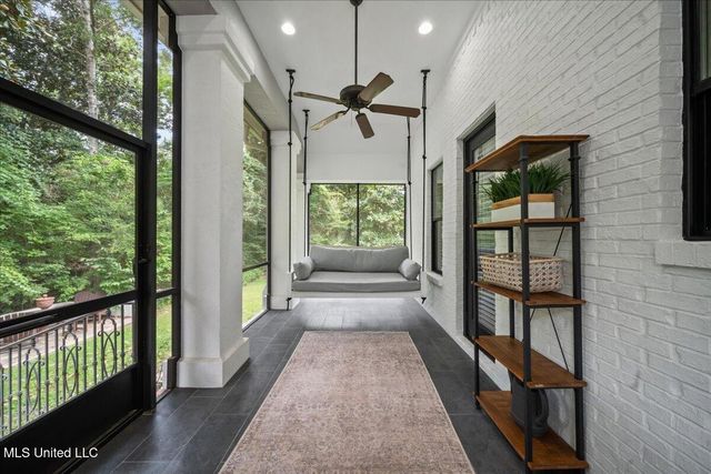 2401 Olde Oak Pointe, Ocean Springs, MS 39564