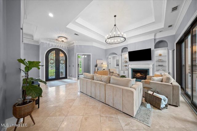 2401 Olde Oak Pointe, Ocean Springs, MS 39564