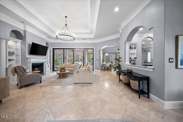 2401 Olde Oak Pointe, Ocean Springs, MS 39564