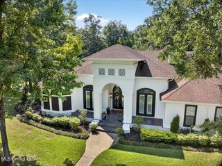 2401 Olde Oak Pointe, Ocean Springs, MS 39564