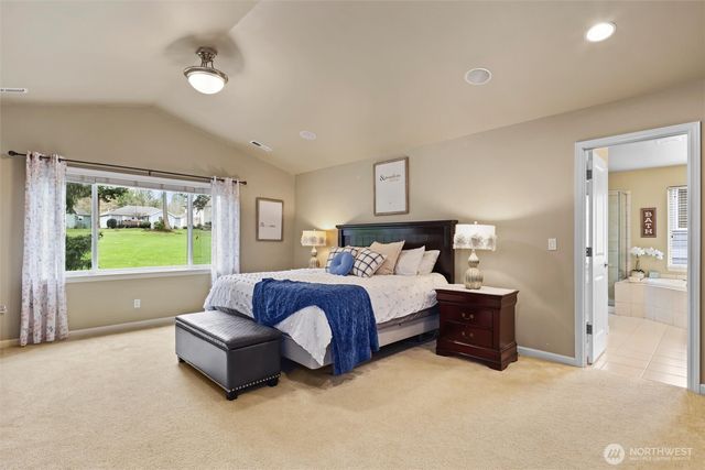 18505 Hawksview Drive, Arlington, WA 98223