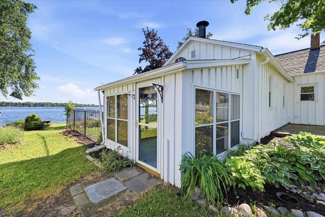 E5698 WAUKAUNAKA STREET, Weyauwega, WI 54983
