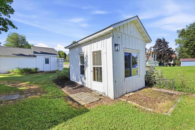 E5698 WAUKAUNAKA STREET, Weyauwega, WI 54983