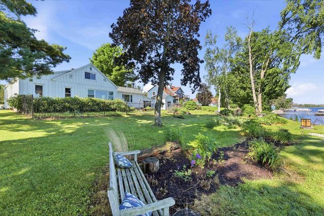 E5698 WAUKAUNAKA STREET, Weyauwega, WI 54983
