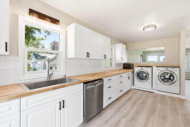 E5698 WAUKAUNAKA STREET, Weyauwega, WI 54983