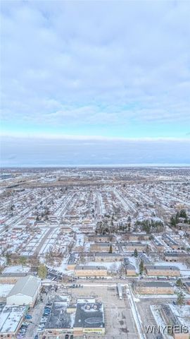 12 Brookfield Lane 6, Cheektowaga, NY 14227