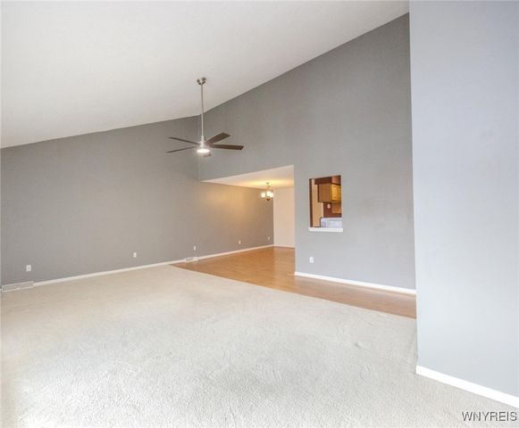 12 Brookfield Lane 6, Cheektowaga, NY 14227