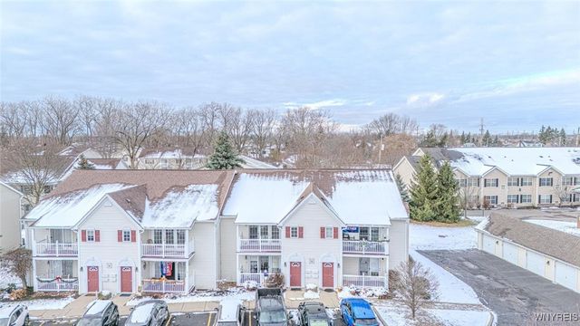 12 Brookfield Lane 6, Cheektowaga, NY 14227