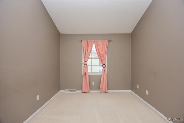 12 Brookfield Lane 6, Cheektowaga, NY 14227