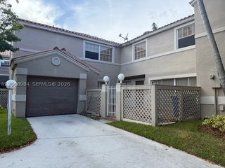 11131 Nautilus Dr, Cooper City, FL 33026
