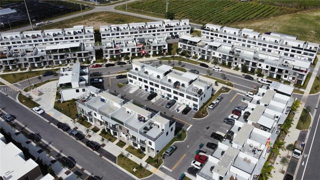 14573 SW 261st Ter 14573, Homestead, FL 33032