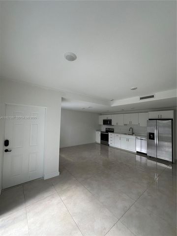 14573 SW 261st Ter 14573, Homestead, FL 33032