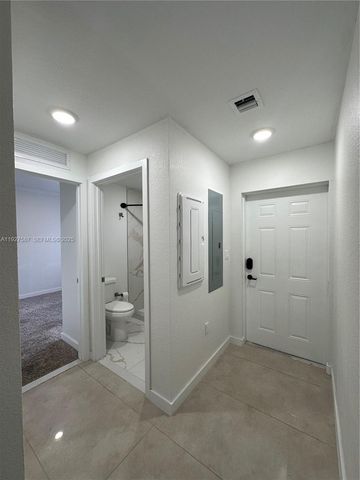 14573 SW 261st Ter 14573, Homestead, FL 33032