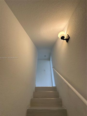 14573 SW 261st Ter 14573, Homestead, FL 33032