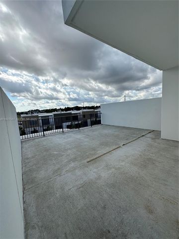 14573 SW 261st Ter 14573, Homestead, FL 33032