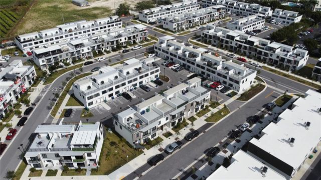 14573 SW 261st Ter 14573, Homestead, FL 33032