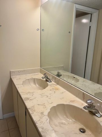 3529 Englewood Drive E 313, Lake Worth, FL 33467