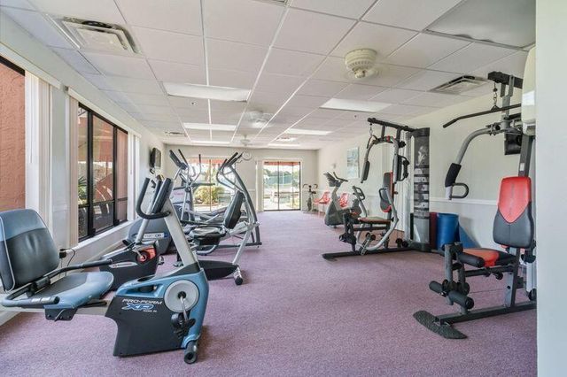 3529 Englewood Drive E 313, Lake Worth, FL 33467