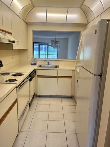 3529 Englewood Drive E 313, Lake Worth, FL 33467