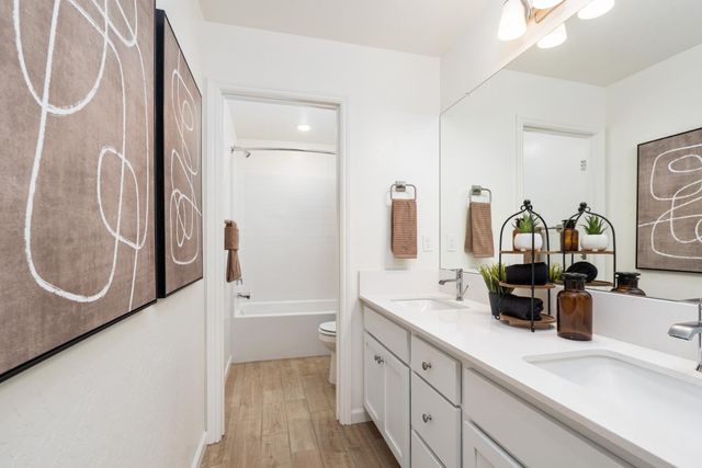 1516 Vintage Lane, Clovis, CA 93619