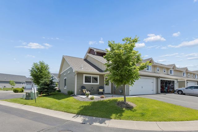 6986 Lancaster Way NE, Albertville, MN 55301