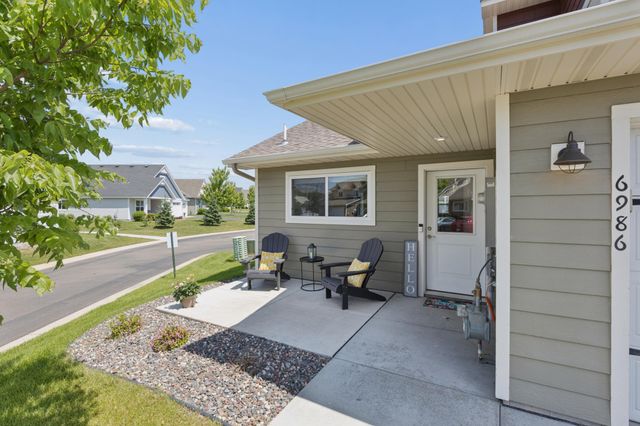 6986 Lancaster Way NE, Albertville, MN 55301