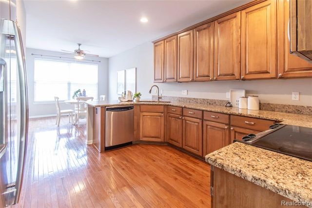 1286 Alameda Boulevard, Troy, MI 48085